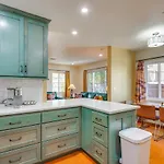 Ideally Located Tucson Townhome 2 Mi To Downtown!