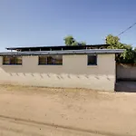 Adorable Tucson Studio With Gas Grill And Wifi!