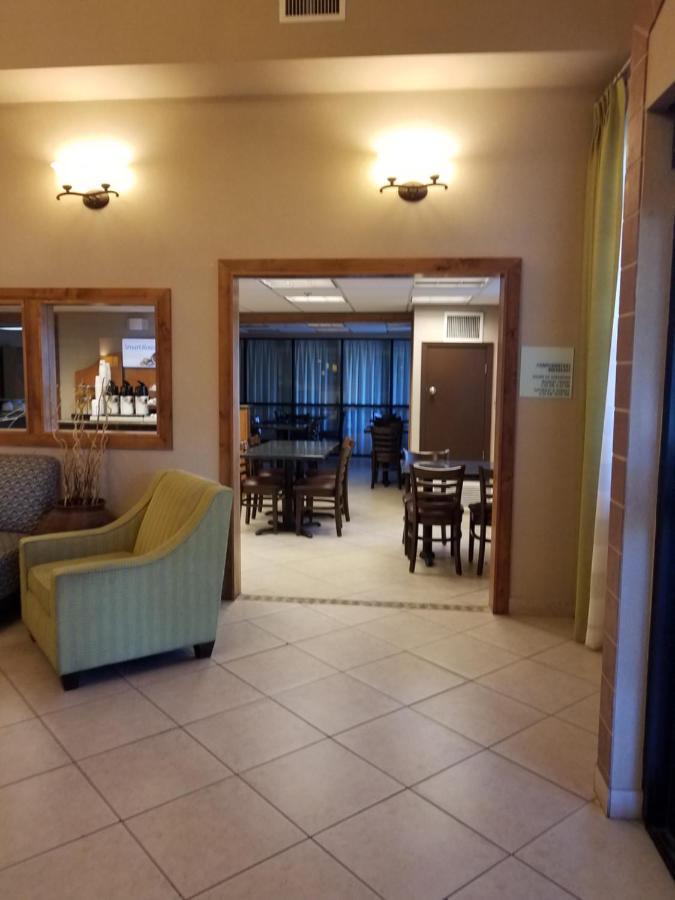 Express Tucson-airport By Ihg Hotel Tucson