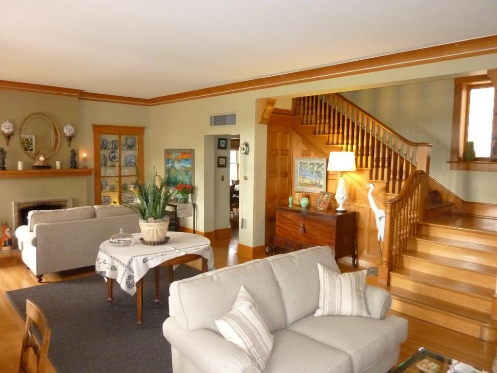 Catalina Park Bed & Breakfast 3*