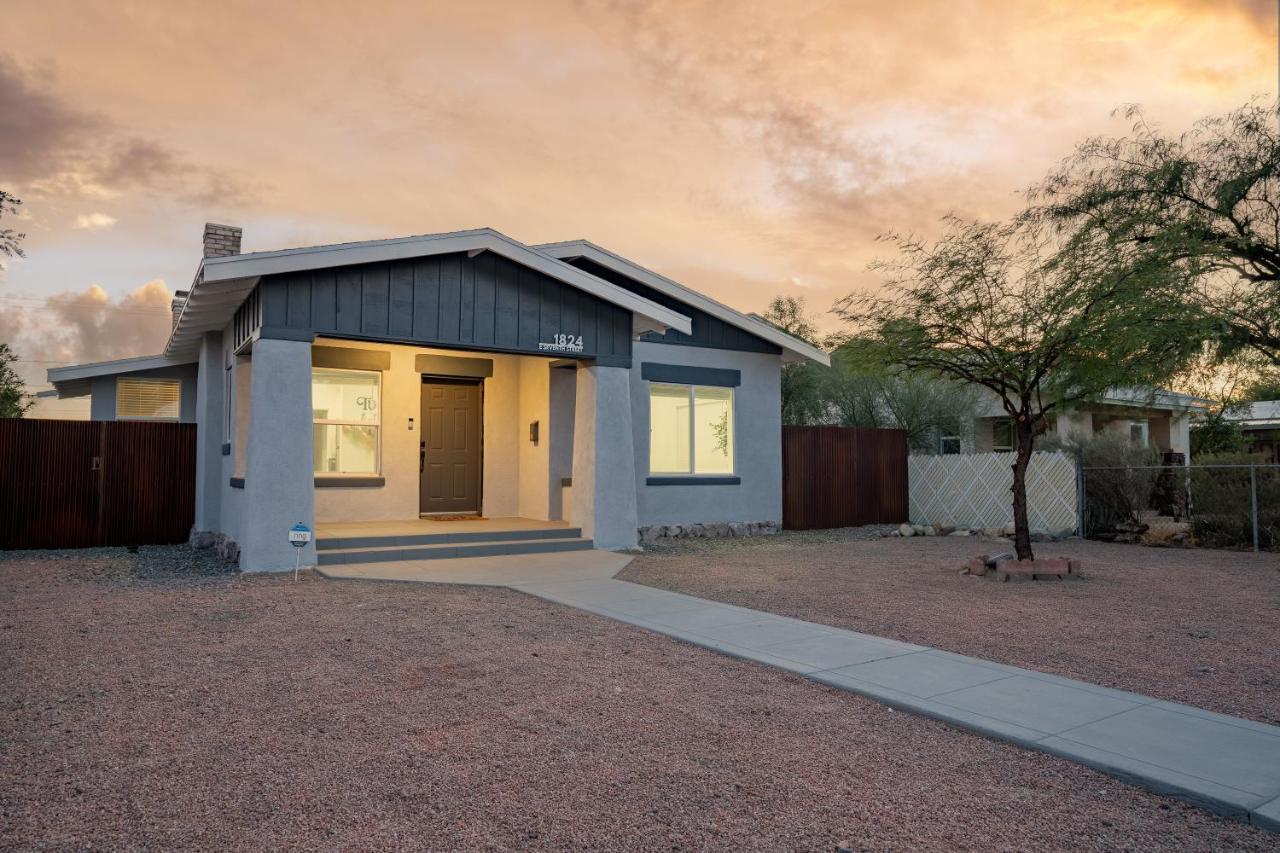 Holiday home Fresh Bungalow Next To Uarizona! *