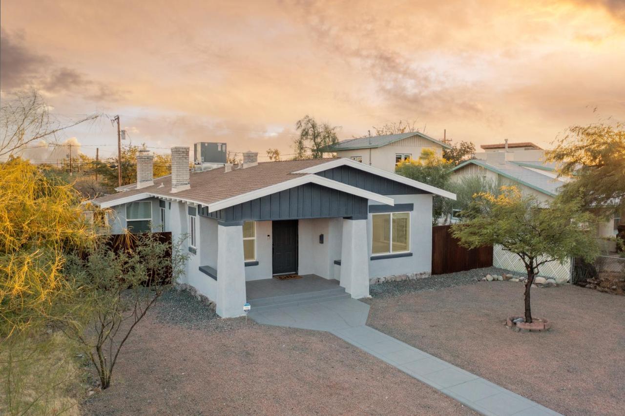 Holiday home Fresh Bungalow Next To Uarizona!