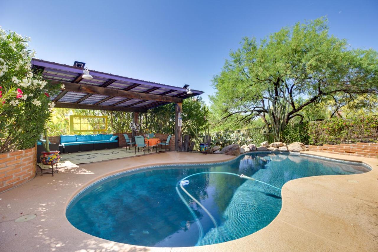 Eclectic Vacation With Pool! Holiday home *