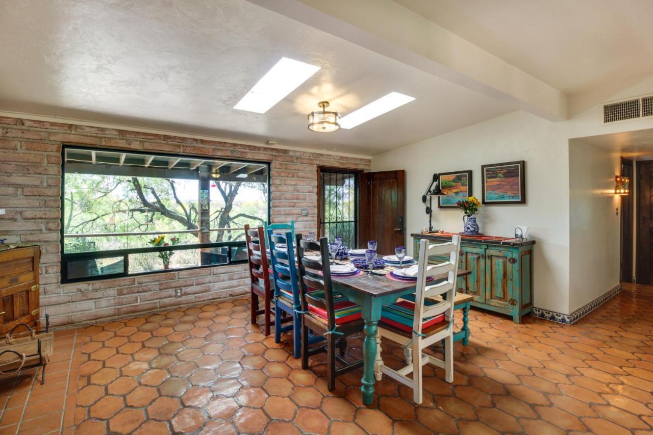 Eclectic Vacation With Pool! Tucson