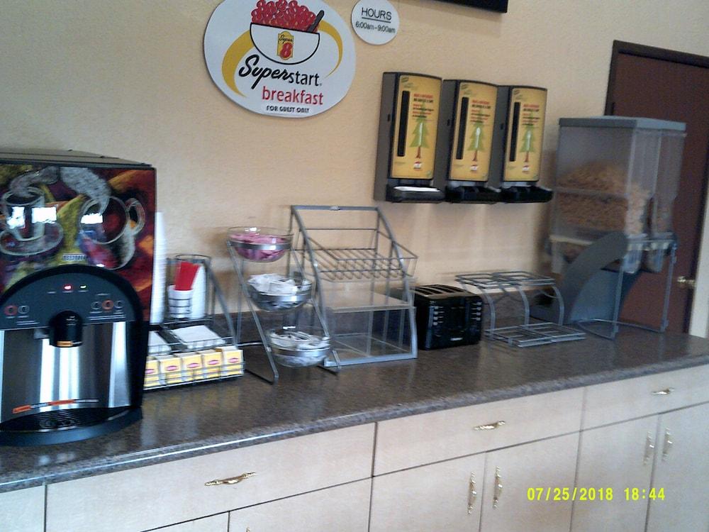 Super 8 By Wyndham Downtown Convention Center 2* Tucson