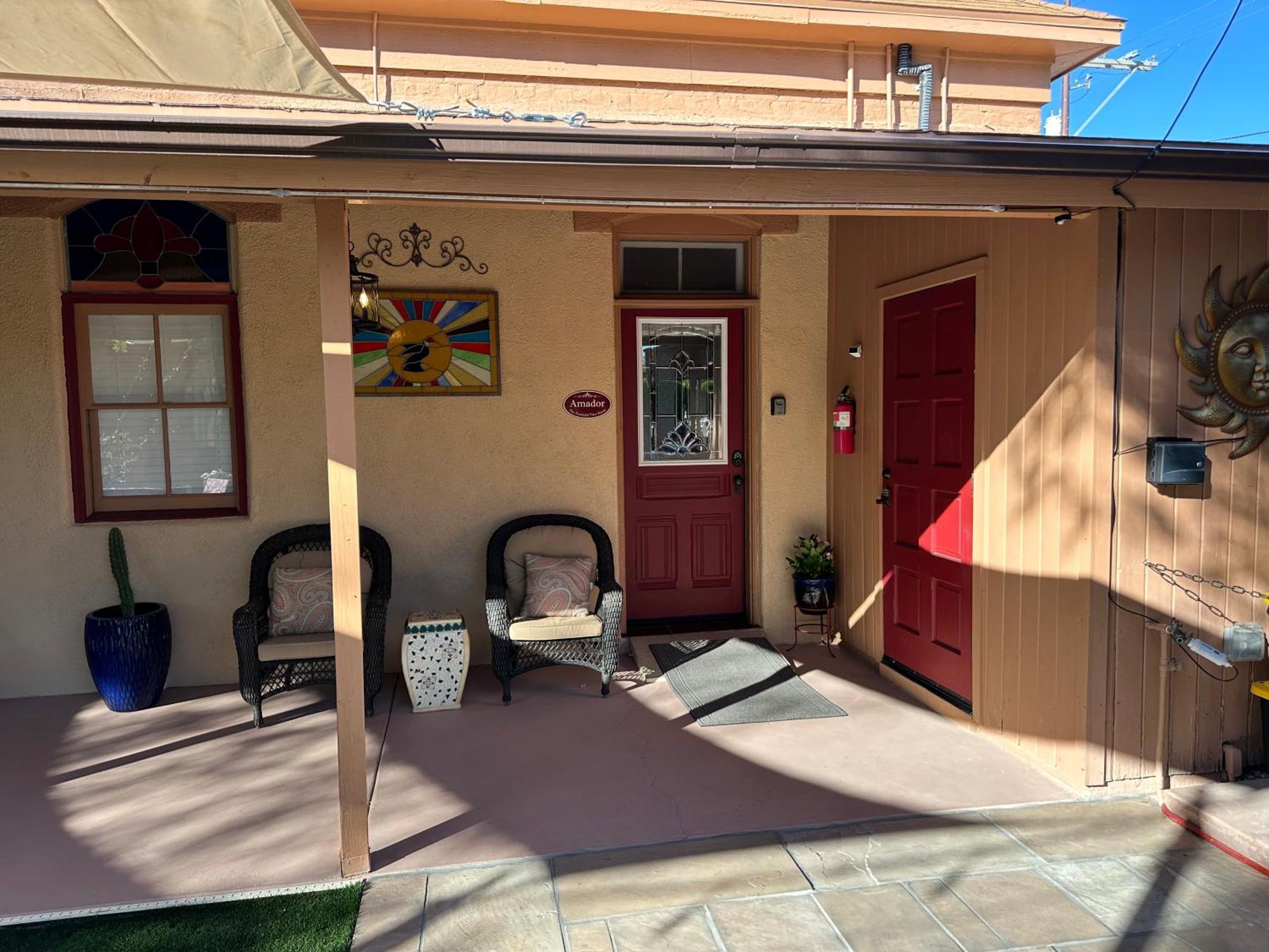 El Amador Downtown Hotel
