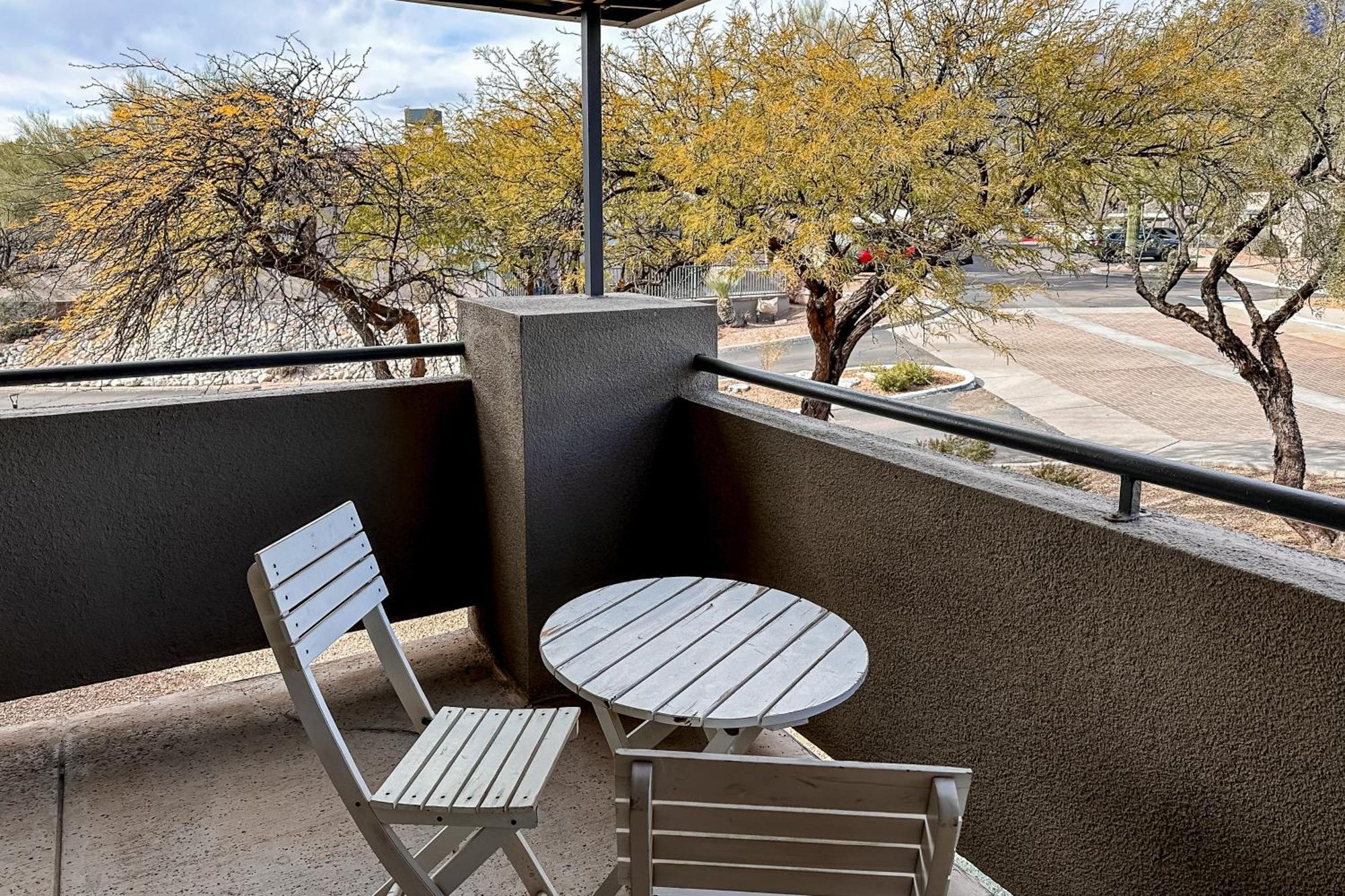 The Greens At Ventana Canyon #1205 Apartment *