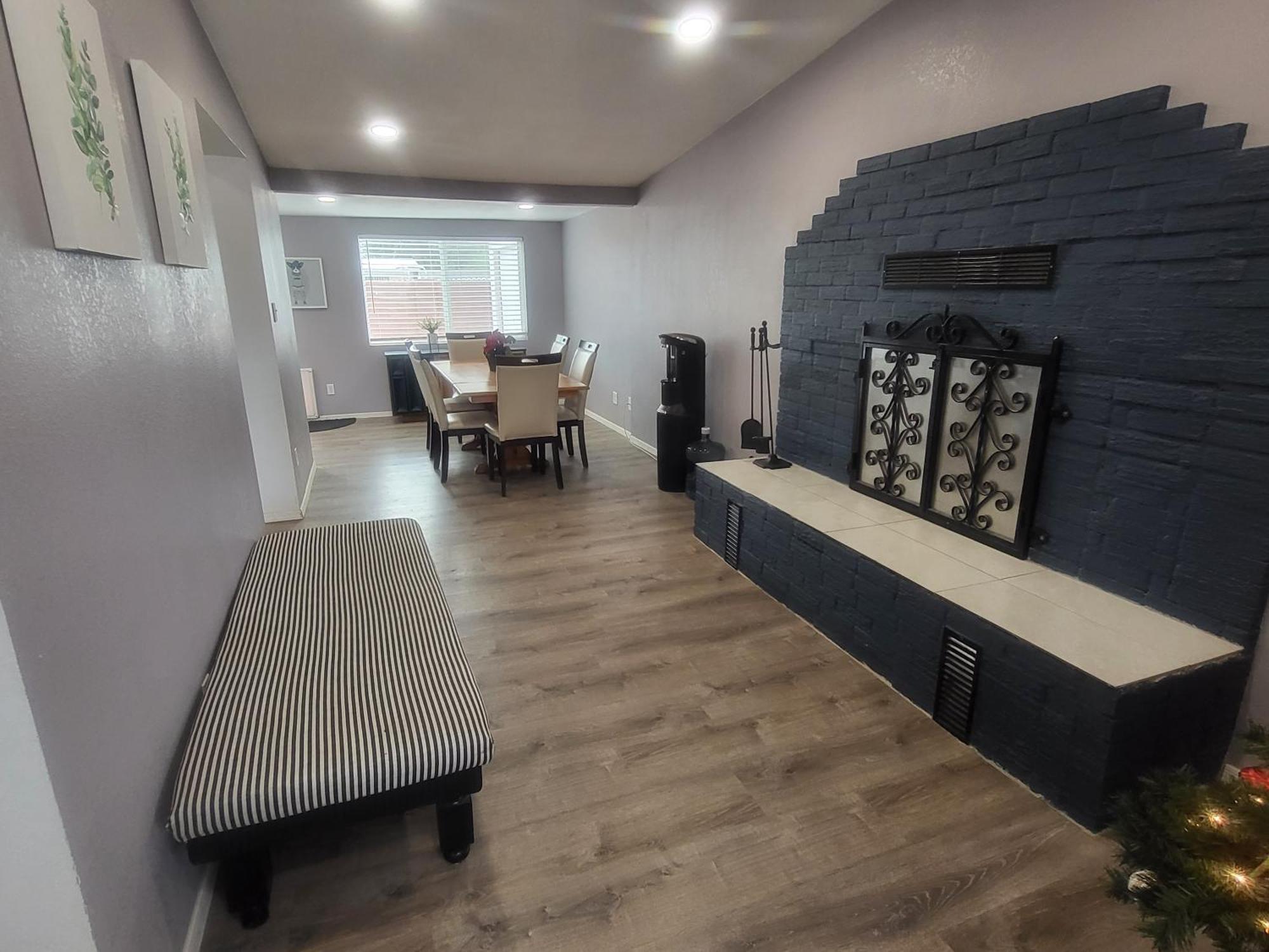 Charming Oasis In The Heart Of Sunnyside, Holiday home