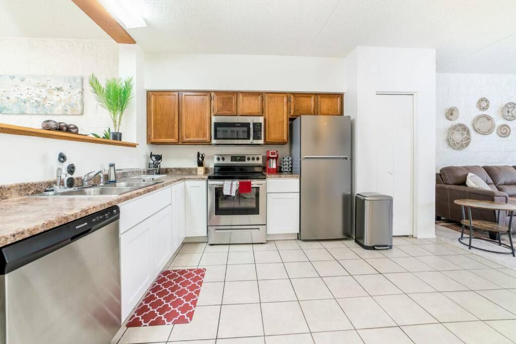 Apartment Bright Eastside 2bd-2ba Retreat With Pool & Parking - Summer Rates! Tucson