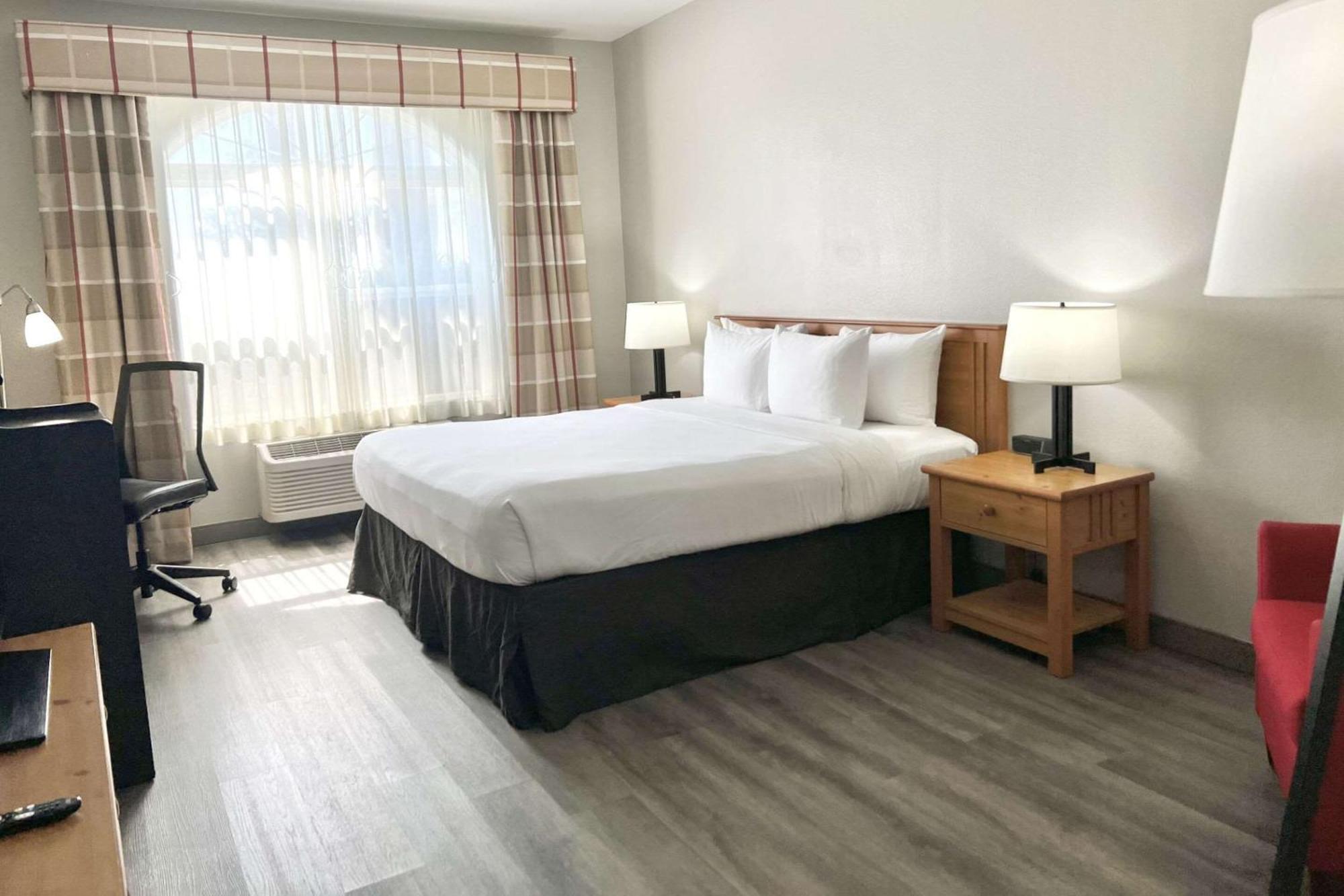 Hotel Country & By Radisson, Airport, Az