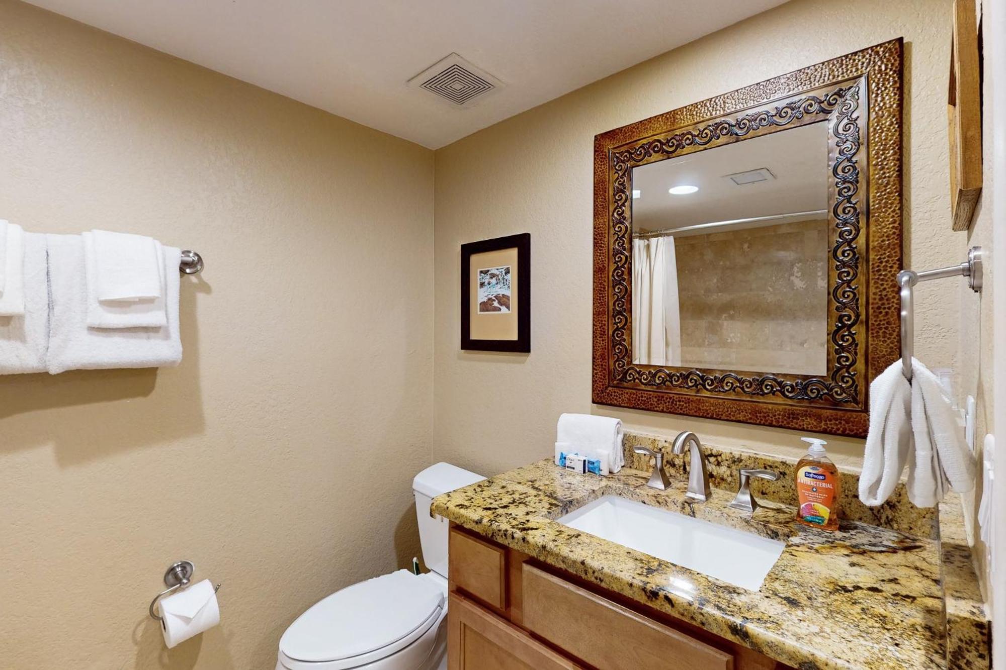 Sabino Canyon Apartment