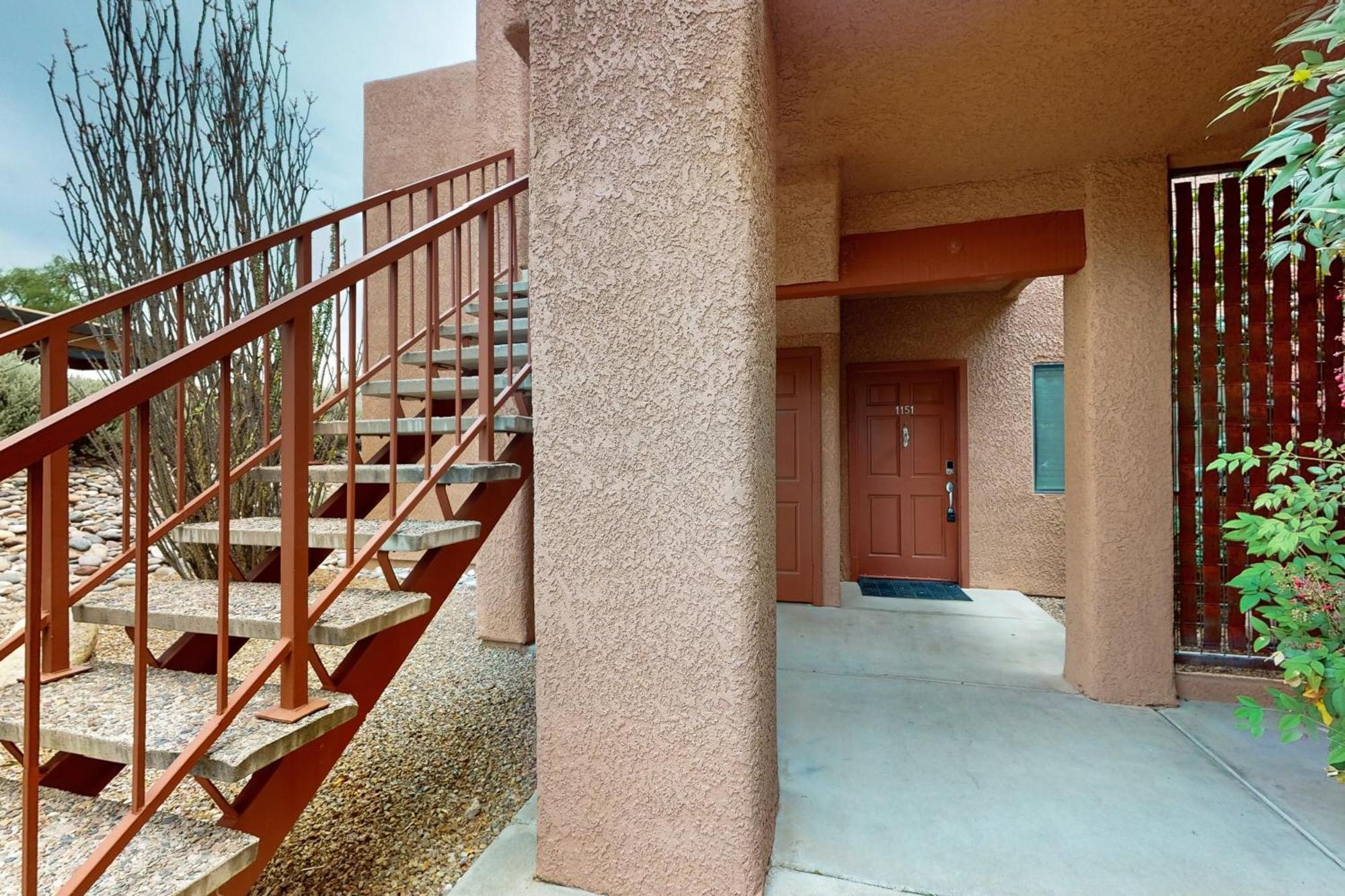 Sabino Canyon Apartment *