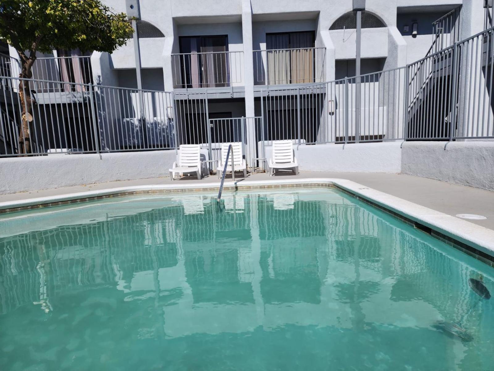 Palmas 3* Drexel Heights
