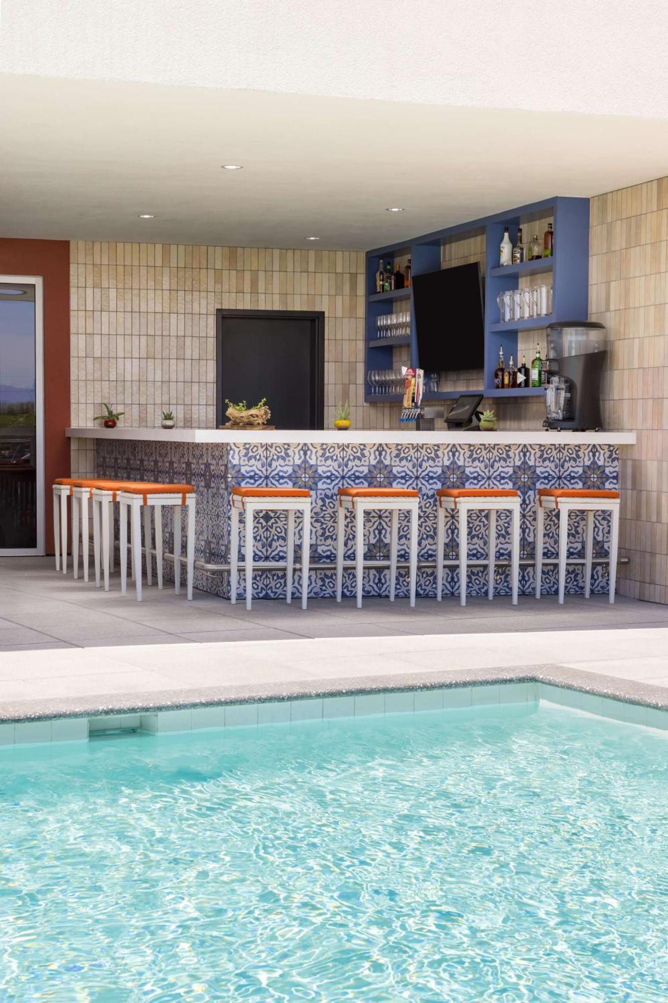 Doubletree By Hilton Downtown Convention Center Hotel Tucson