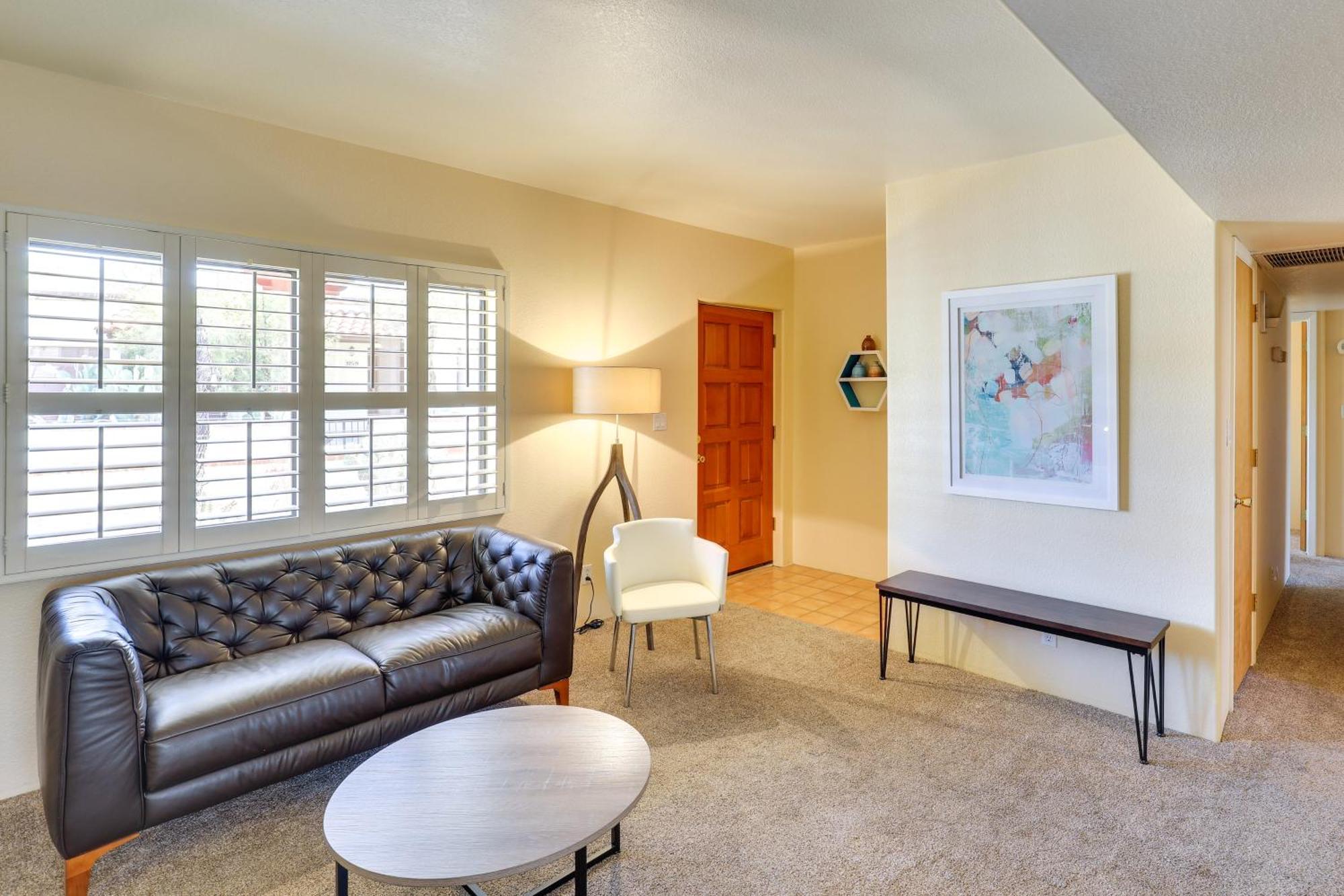 Holiday home Bright With Patio By Rillito River Path! *