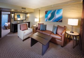 Doubletree By Hilton - Williams Center 3*