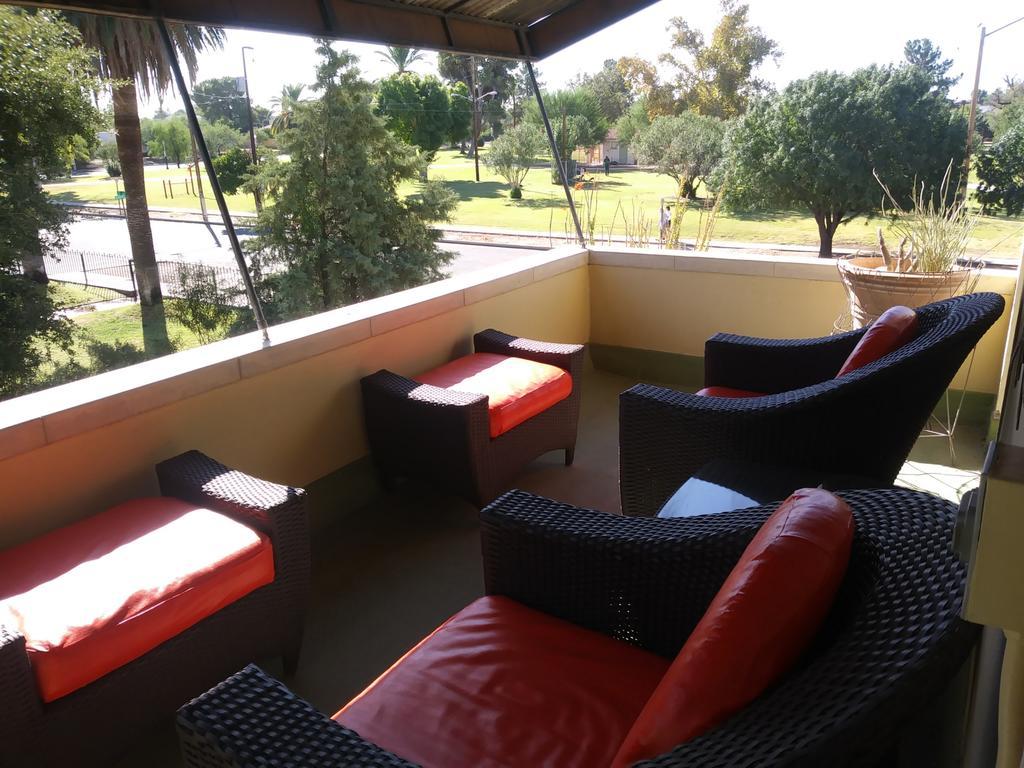 Catalina Park Bed & Breakfast 3*