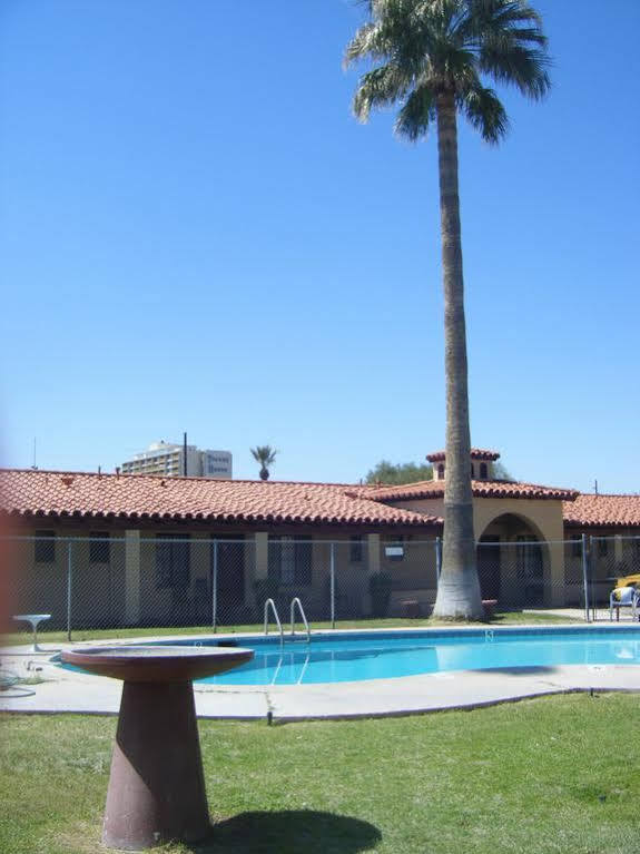 Motel Copper Cactus
