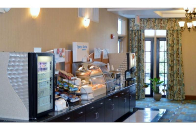 Hotel Express & By Ihg 3*