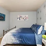 Sunset Foothills 2Br/1Ba Condo; Mins To Uofa,Hiking,&Food