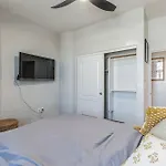 Pristine Placita | Spa-Like Oasis W/ Pool & Views