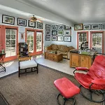 Azure Gate Bed And Breakfast