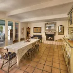 Azure Gate Bed And Breakfast