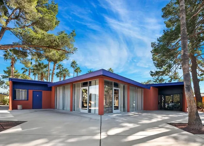 Sunset Foothills 2Br/1Ba Condo; Mins To Uofa,Hiking,&Food