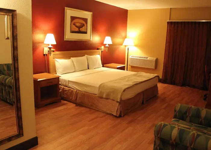 Fortuna Inn And Suites
