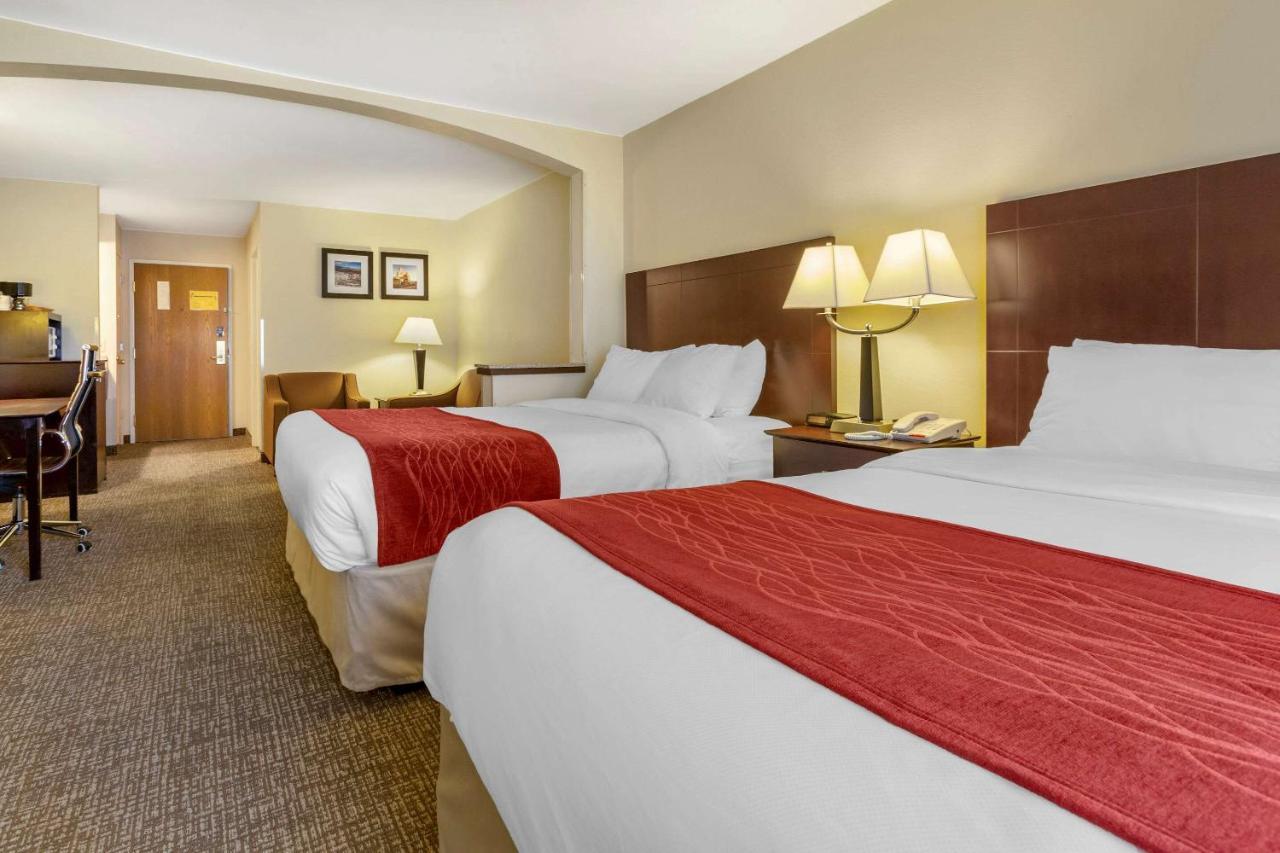Comfort & North Marana Hotel