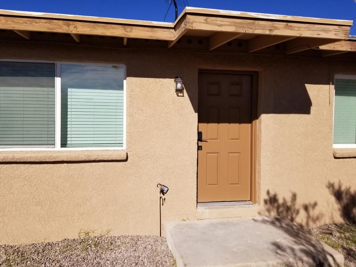 Southwest Gateway Apartment *