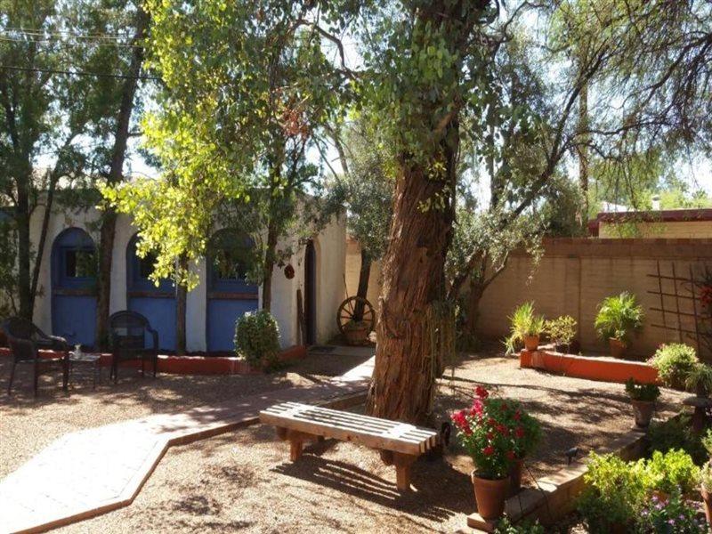 Sam Hughes Bed & Breakfast