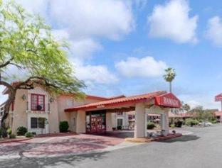 Days By Wyndham Center 3*
