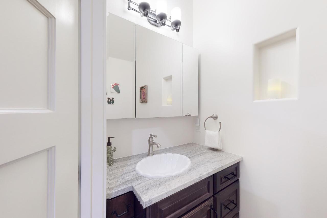 Menlo Magic Holiday home Tucson