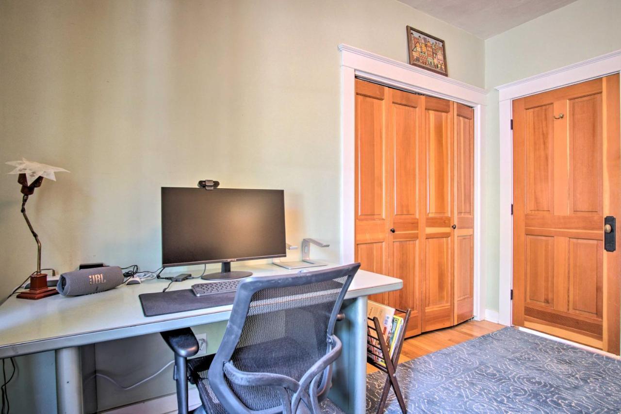 Casita With Fenced Yard And Desert Views!