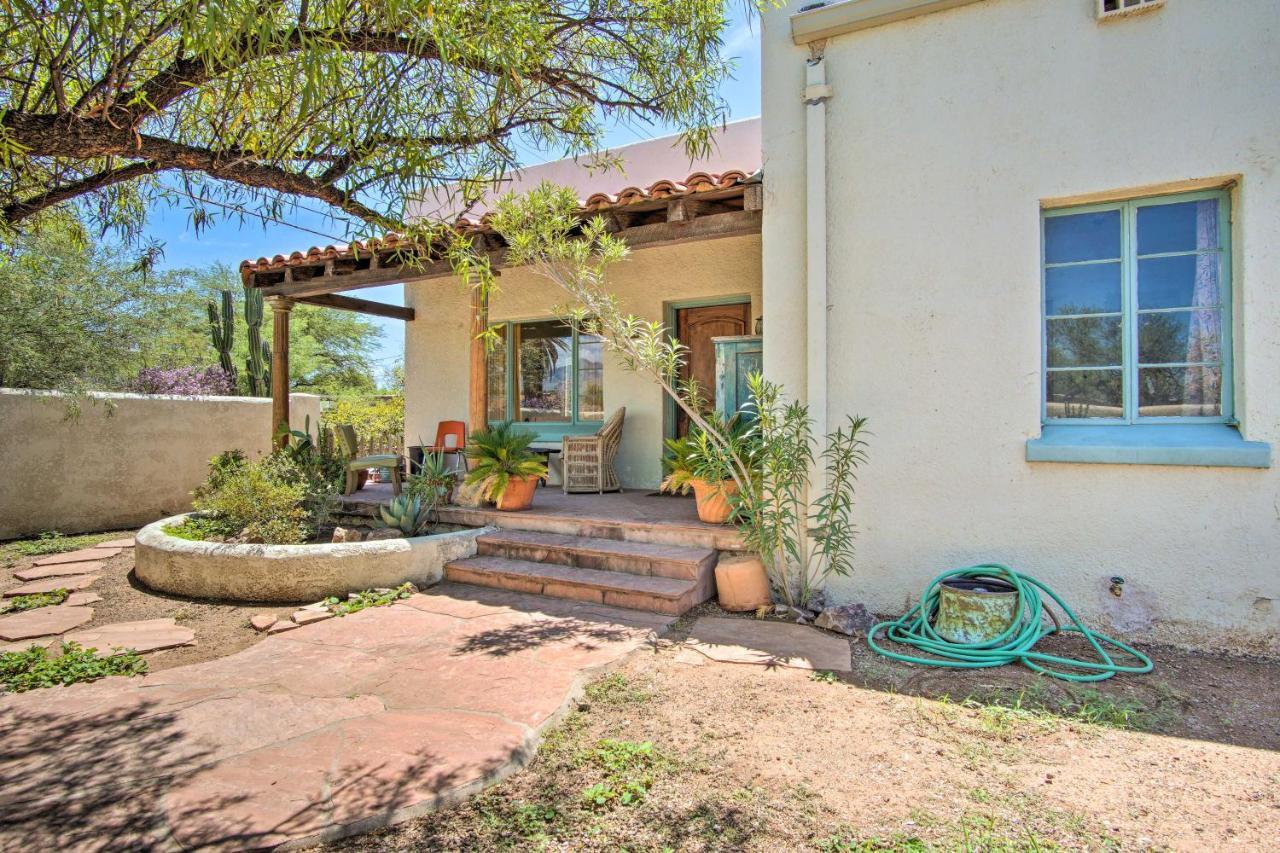 Casita With Fenced Yard And Desert Views! Tucson