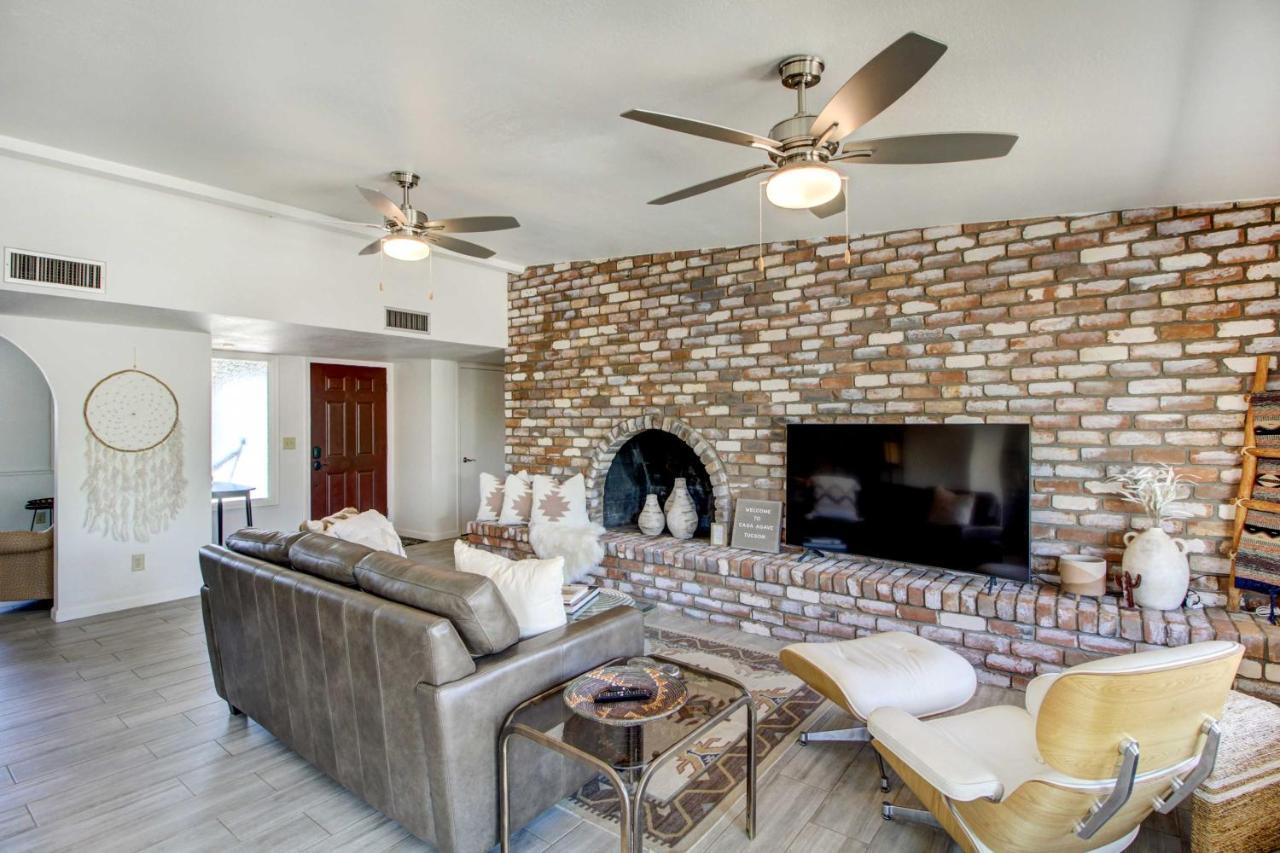 Stylish With Patio And Private Pool! * Tucson