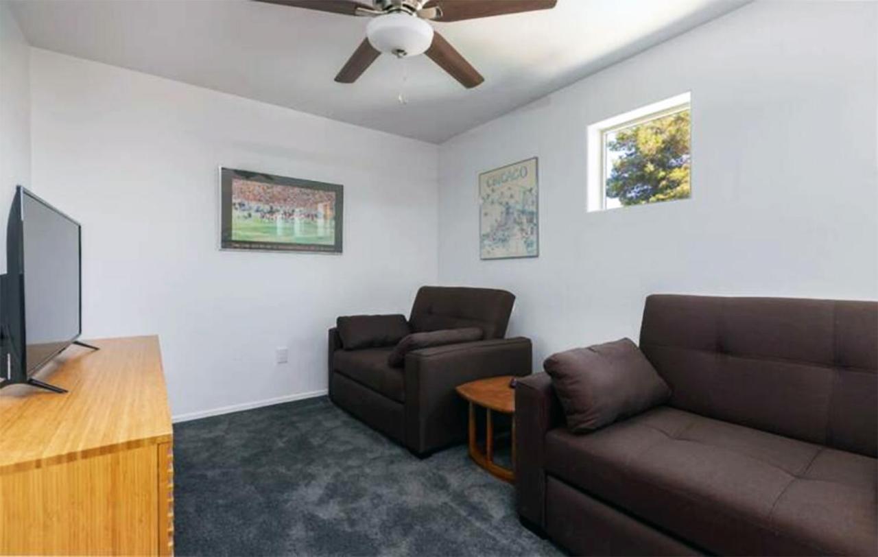 Holiday home Family Fun Vacation, Heated Pool, Gameroom, Sauna *