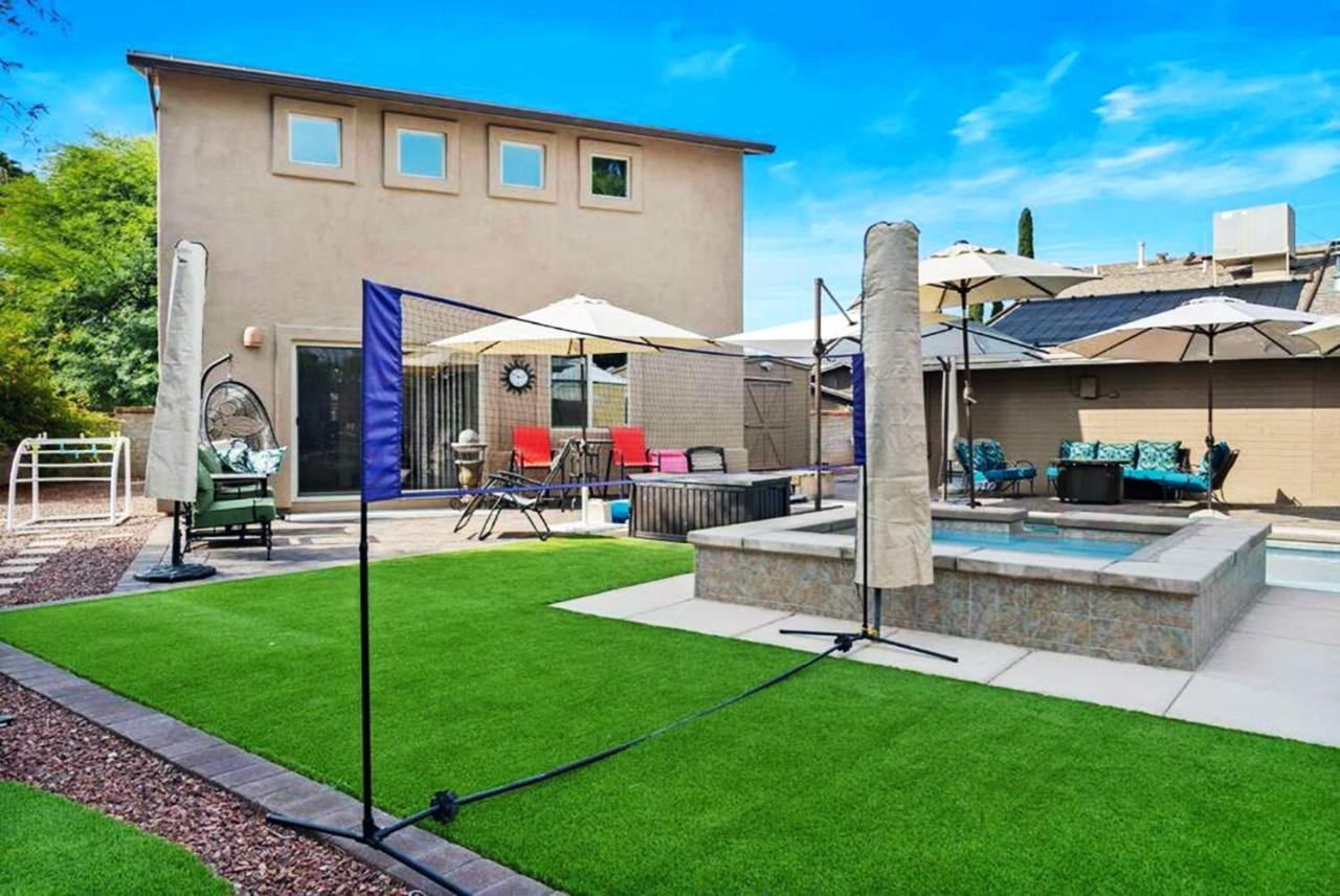Holiday home Family Fun Vacation, Heated Pool, Gameroom, Sauna *