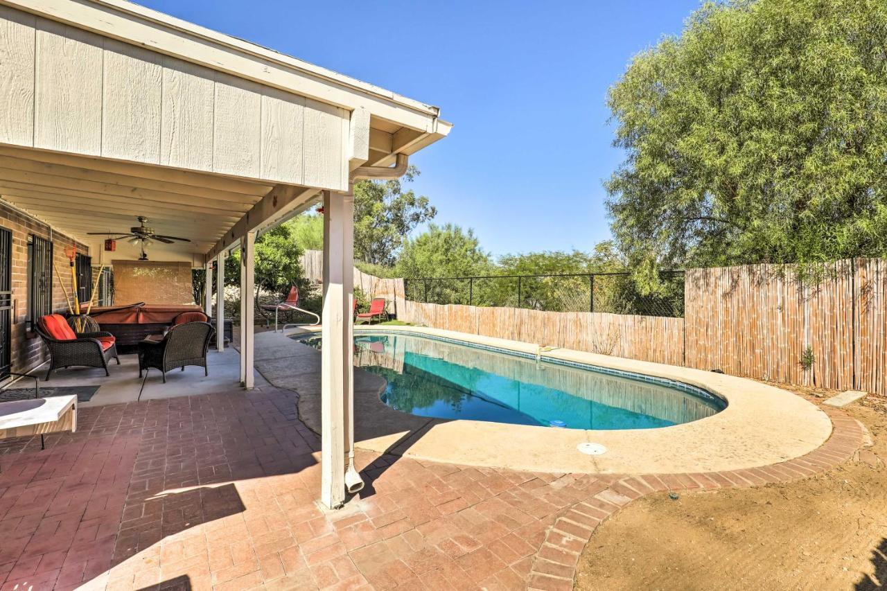 Pet-friendly With Heated Pool And Hot Tub Holiday home *