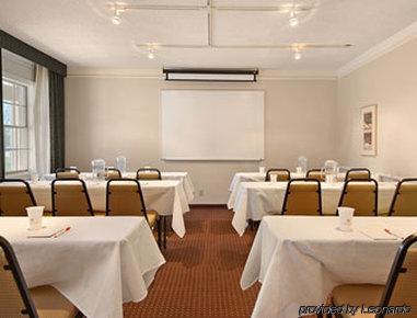 Days By Wyndham Center Hotel 3*