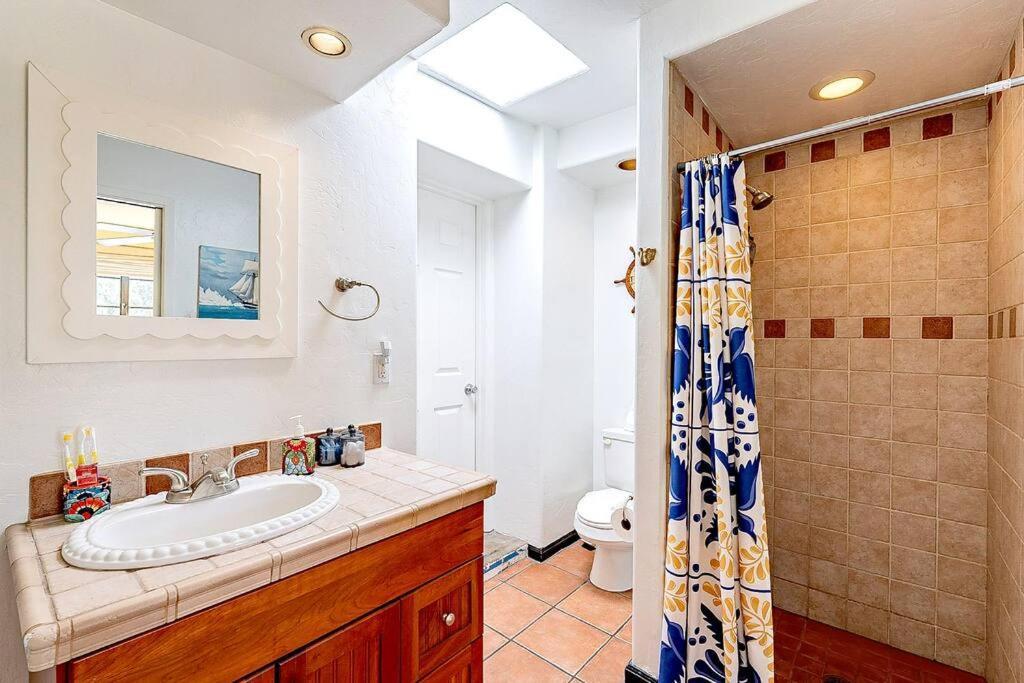 Historic 3bd 2ba Bungalow, Steps To Uofa, Summer Rates! * Tucson