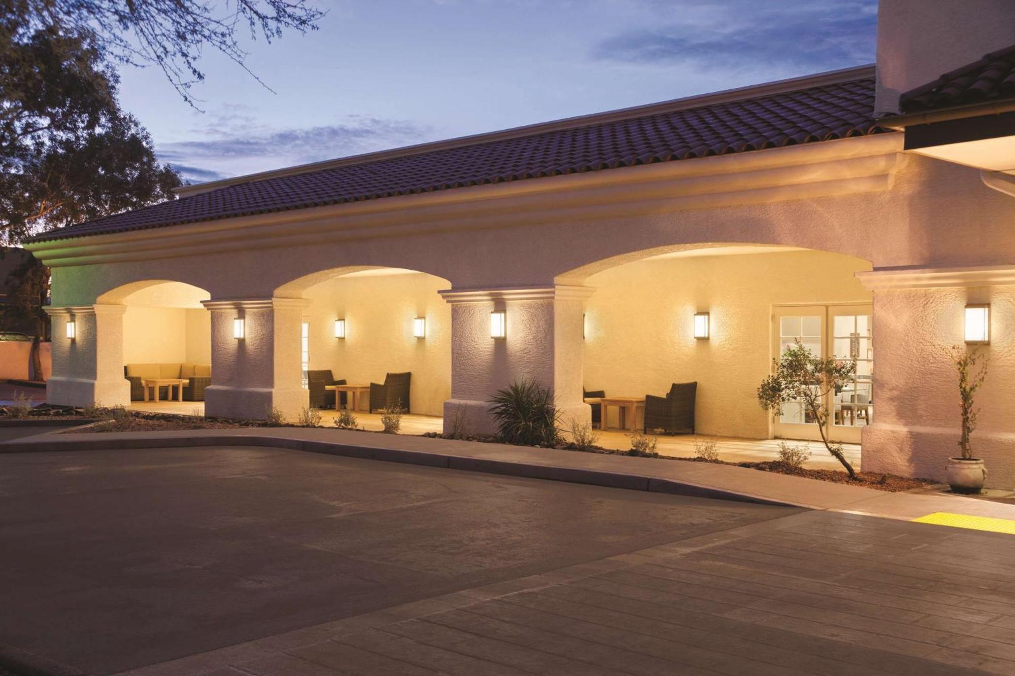 Homewood St. Philip's Plaza 3* Tucson