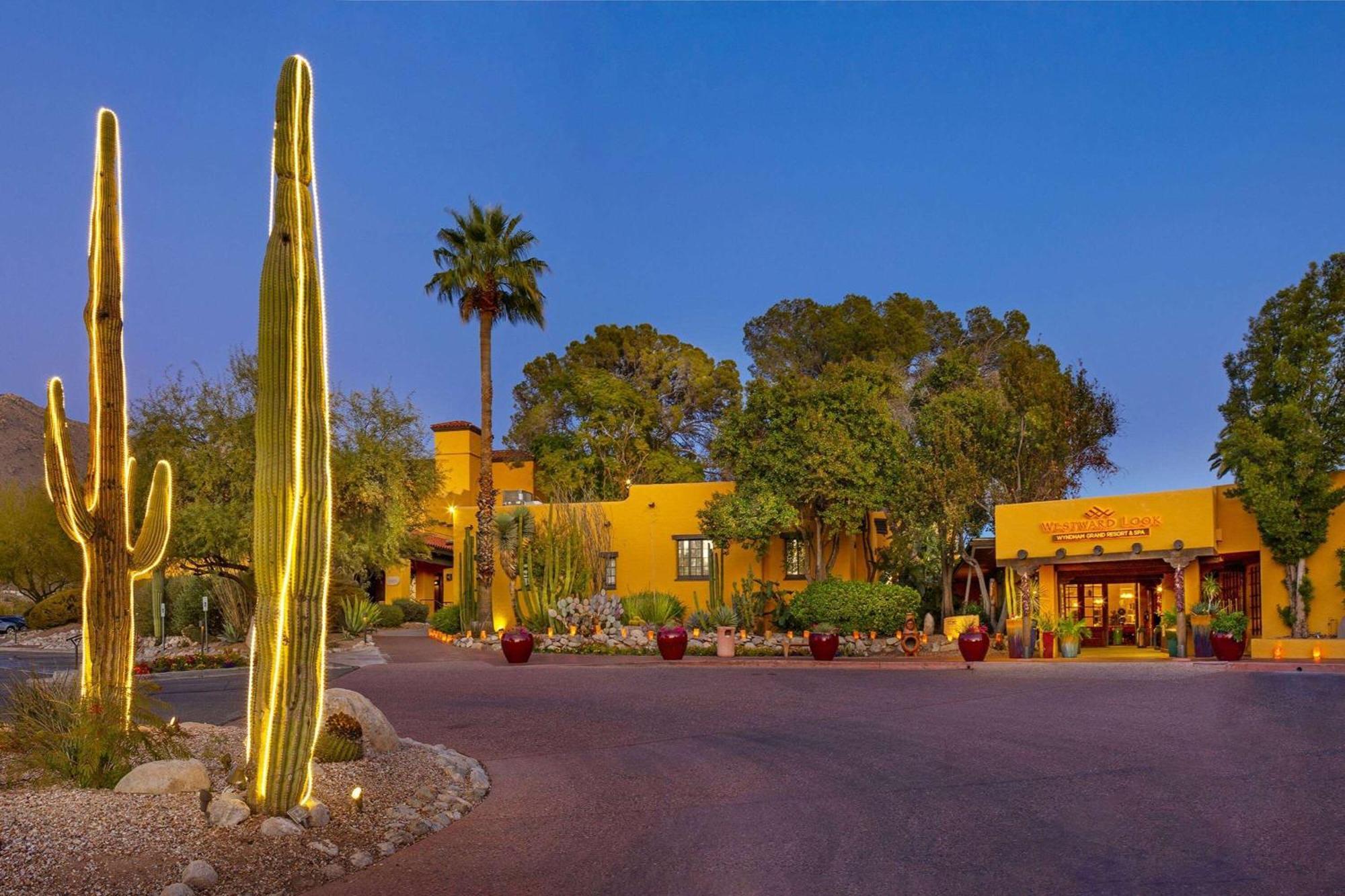 Westward Look Wyndham Grand & Casas Adobes
