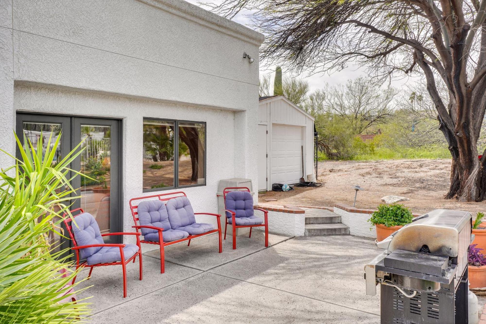 Holiday home Beautiful Oasis With Pool, Views And Privacy!