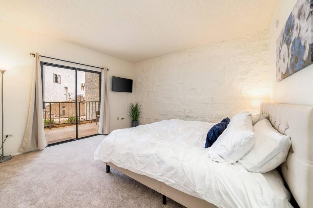 Apartment Bright Eastside 2bd 2ba Retreat W Pool And Parking Tucson