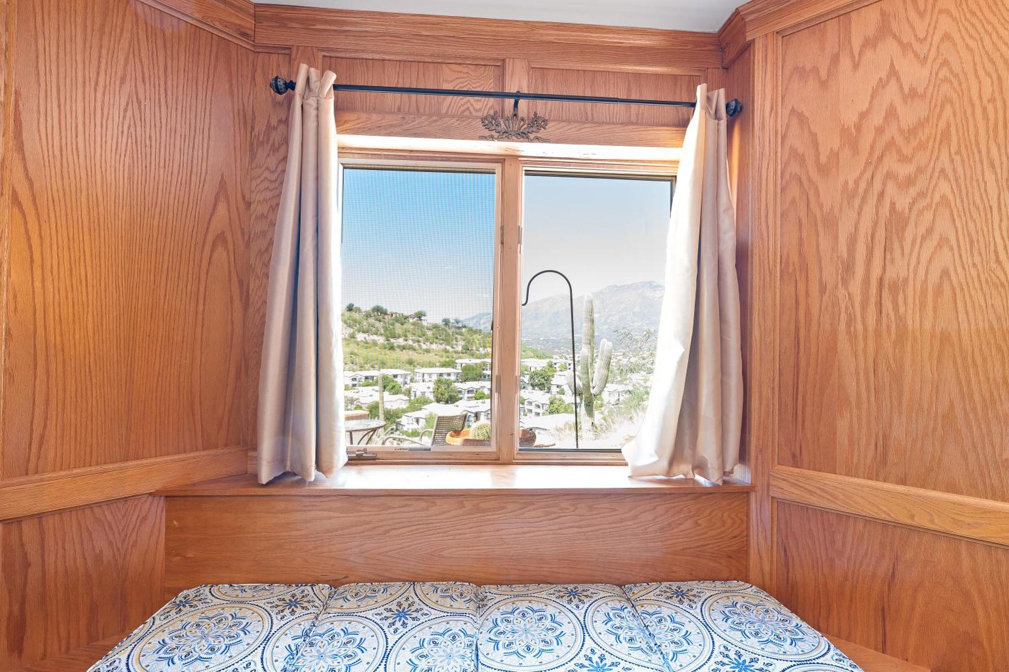 Hilltop Estate Holiday home Tucson