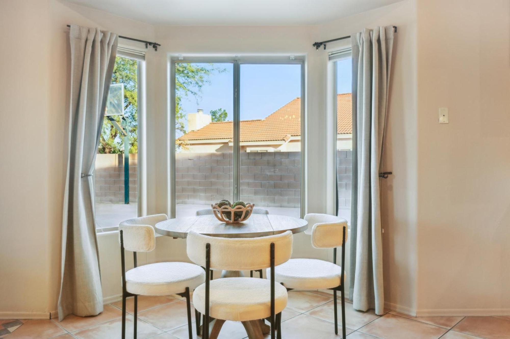 The Perfect Family Escape- Spacious And Cozy Tucson