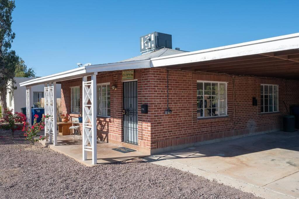 Cali 2br Getaway Firepit, Yard & Spring Charm *