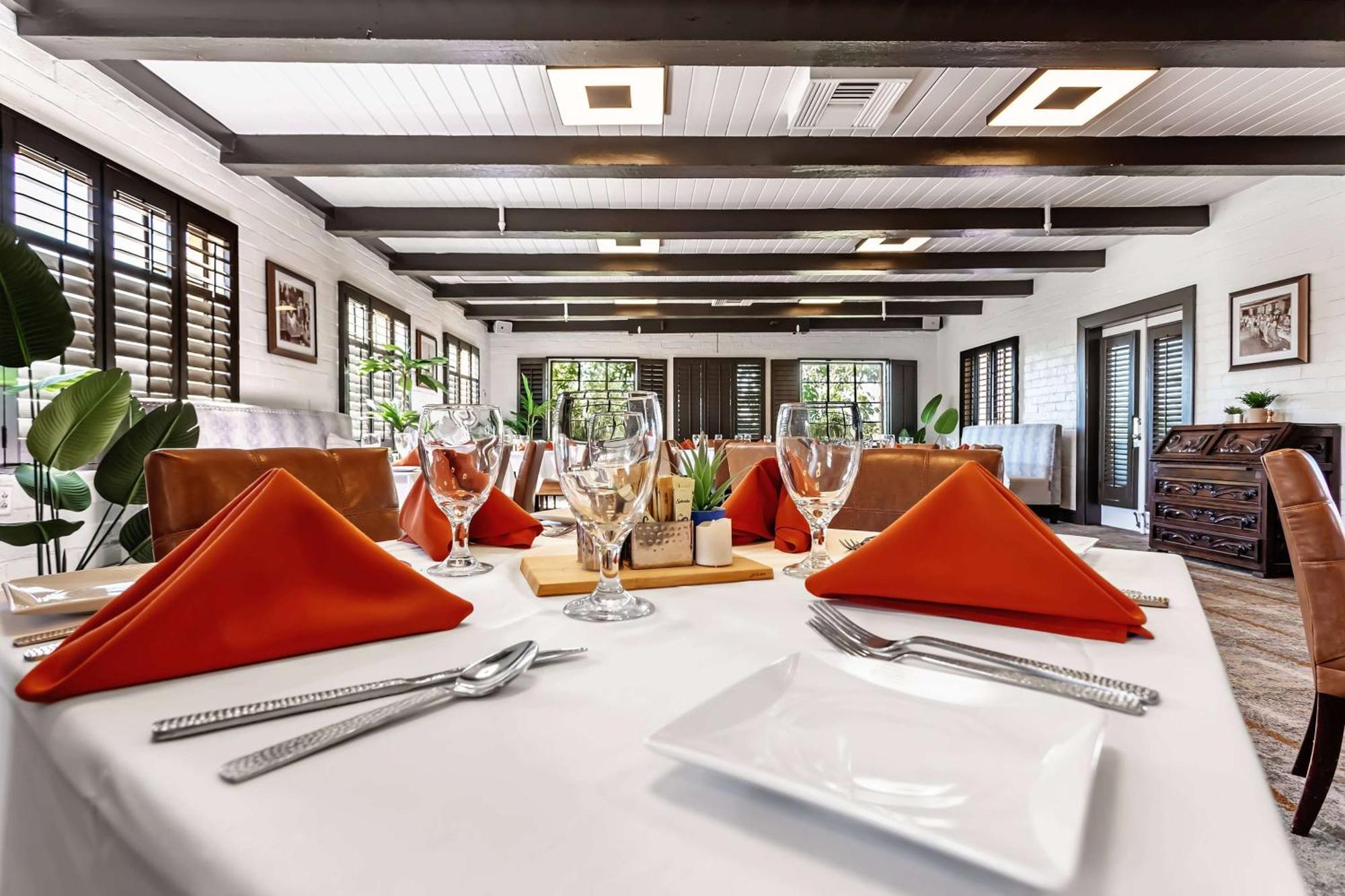 Westward Look Wyndham Grand & 4* Casas Adobes